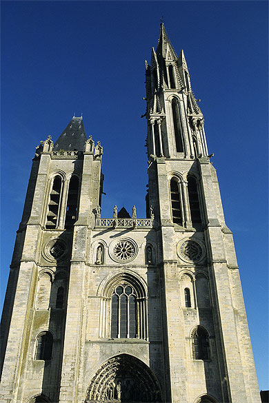 Portail principal, cathédrale Notre-Dame, Senlis Portail principal, cathédrale Notre-Dame, Senlis