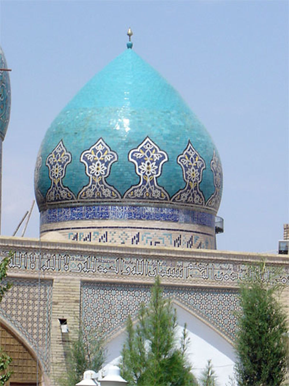 Imamzadeh darb-e imam