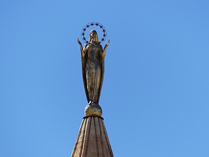 Vierge veillant sur Palerme