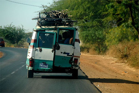 Taxi brousse Taxi brousse
