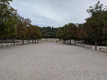 Allée principale jardins de la Fontaine à Nîmes