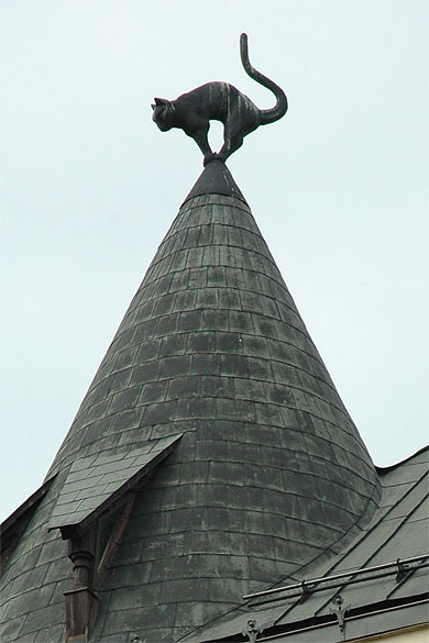 La maison du chat noir La maison du chat noir