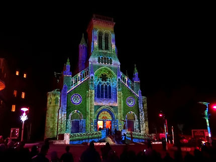 Spectacle de lumières sur l'église Ste-Eugénie