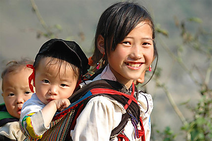 Fillettes Hmongs