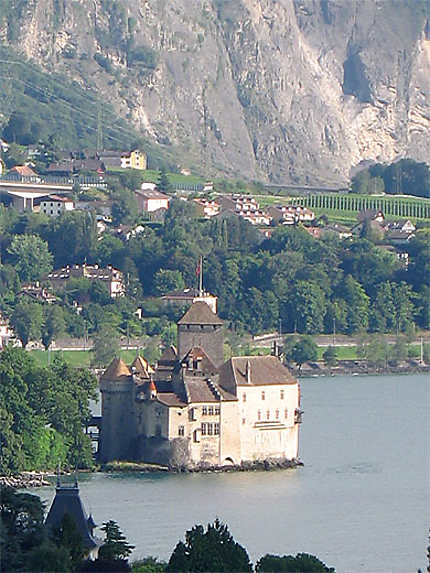 Château au bord du lac