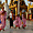 Jeune bonzesses à la pagode Shwedagon