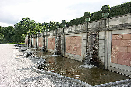 Fontaine dans les jardins de Drottningholm