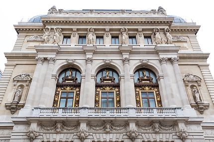 Magnifique façade de l'Opéra Comique, Paris