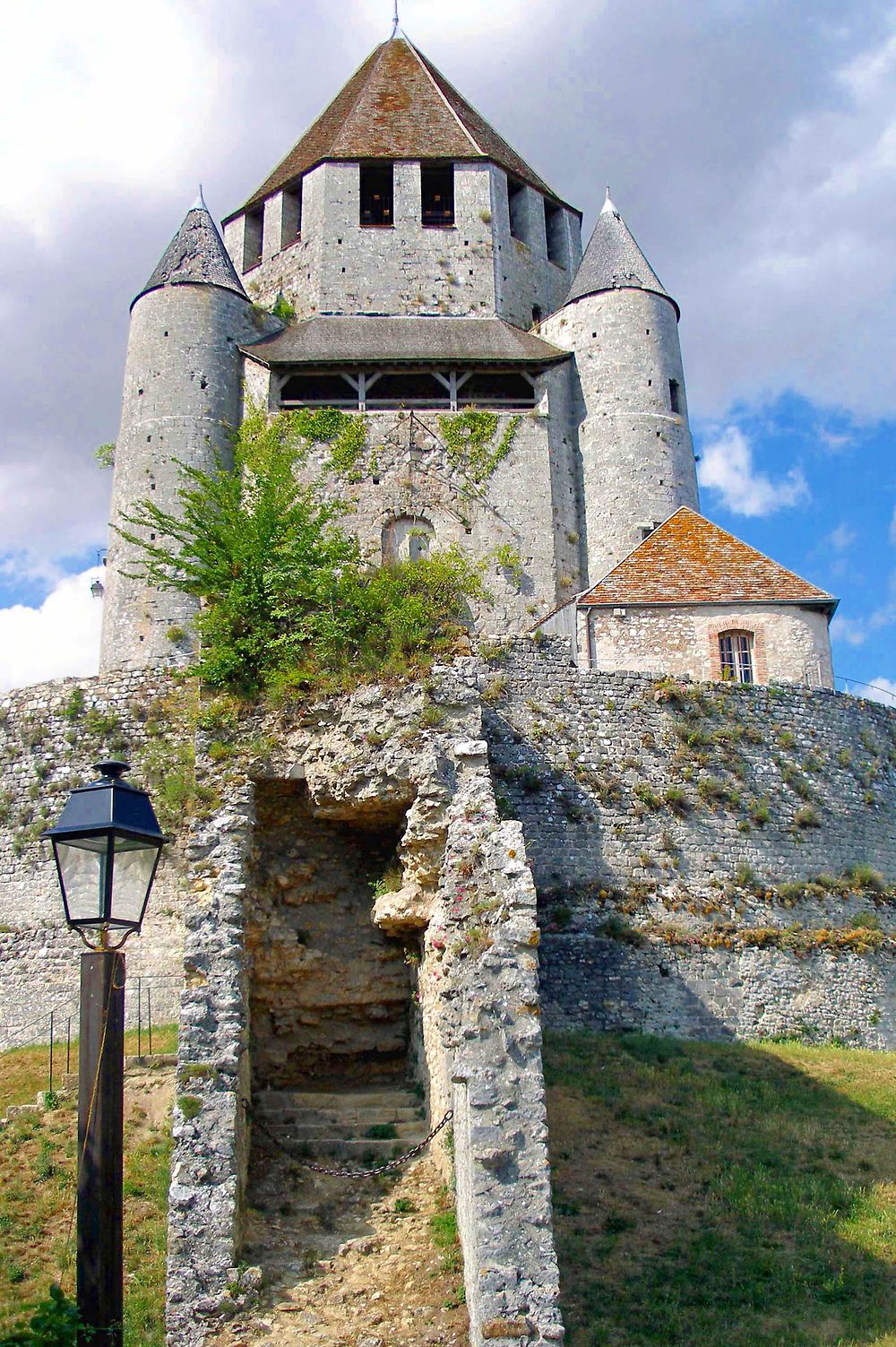 La Tour César à Provins