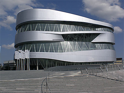 Musée Mercedes à Stuttgart