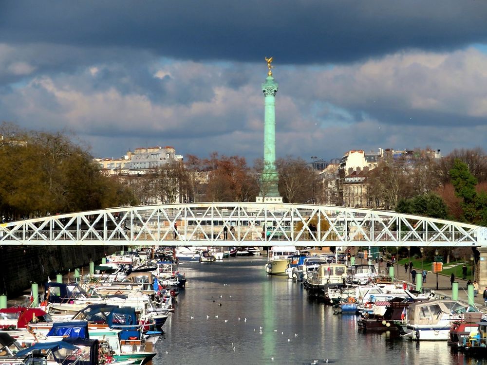 Le port de l'Arsenal (bassin de l'Arsenal)