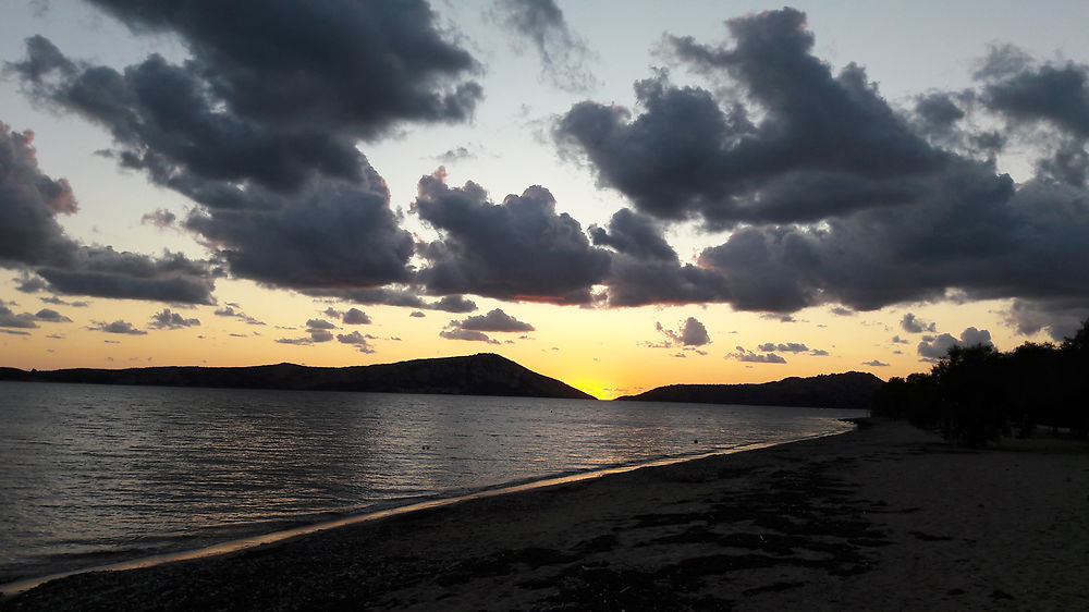 Couchant dans la baie de Pylos