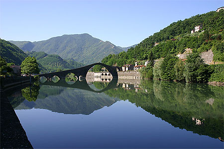Toscane, Borgo a Monzano, Ponte della Maddalena Toscane, Borgo a Monzano, Ponte della Maddalena