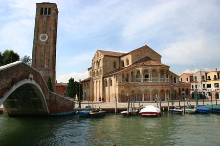 Eglise dei Santa Maria e San Donato Eglise dei Santa Maria e San Donato