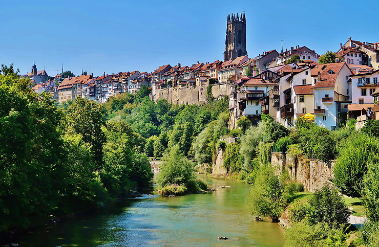 Fribourg et Pays-d’Enhaut, sur la frontière linguistique