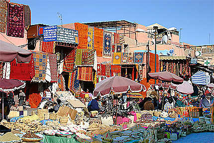 Marrakech, médina - place du marché aux épices