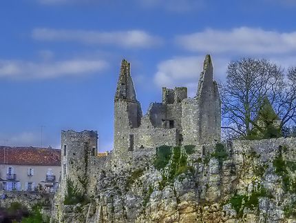 Ruines du Château d'Angles-sur-l'Anglin
