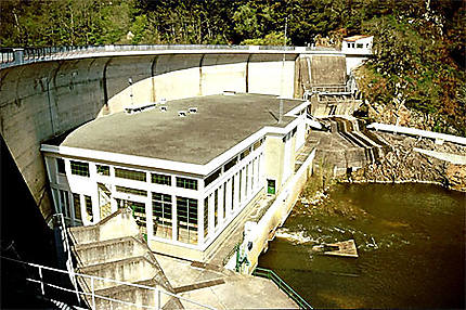 Le barrage de Mervent