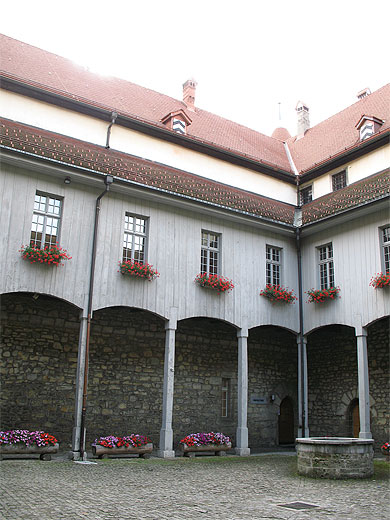 Cours intérieure du château Cours intérieure du château