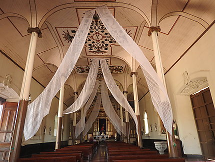 Leon - Intérieur de l'église du Calvaire