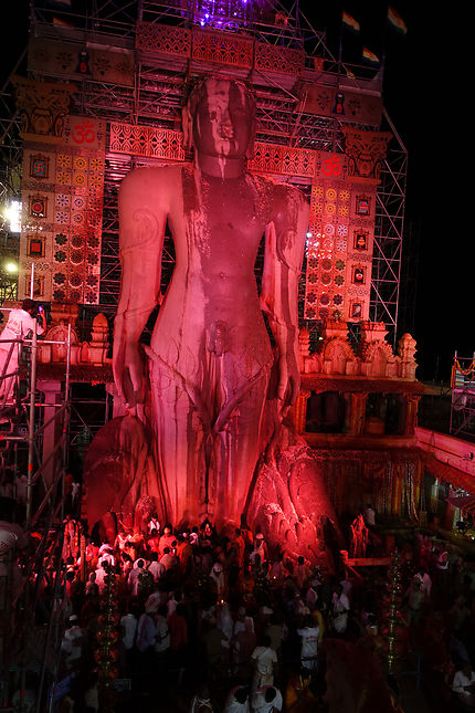 Statue de Bahubali