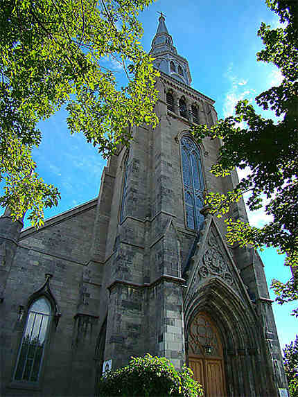 Église Saint-Pierre-Apôtre