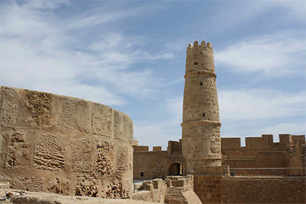 Tour du Ribat