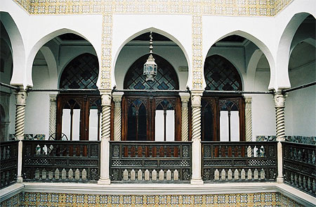 Le Musée National des Arts et Traditions Populaires Le Musée National des Arts et Traditions Populaires