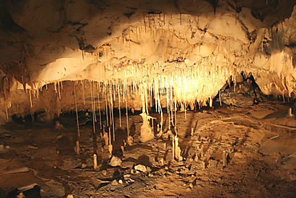 Grotte de Thouzon