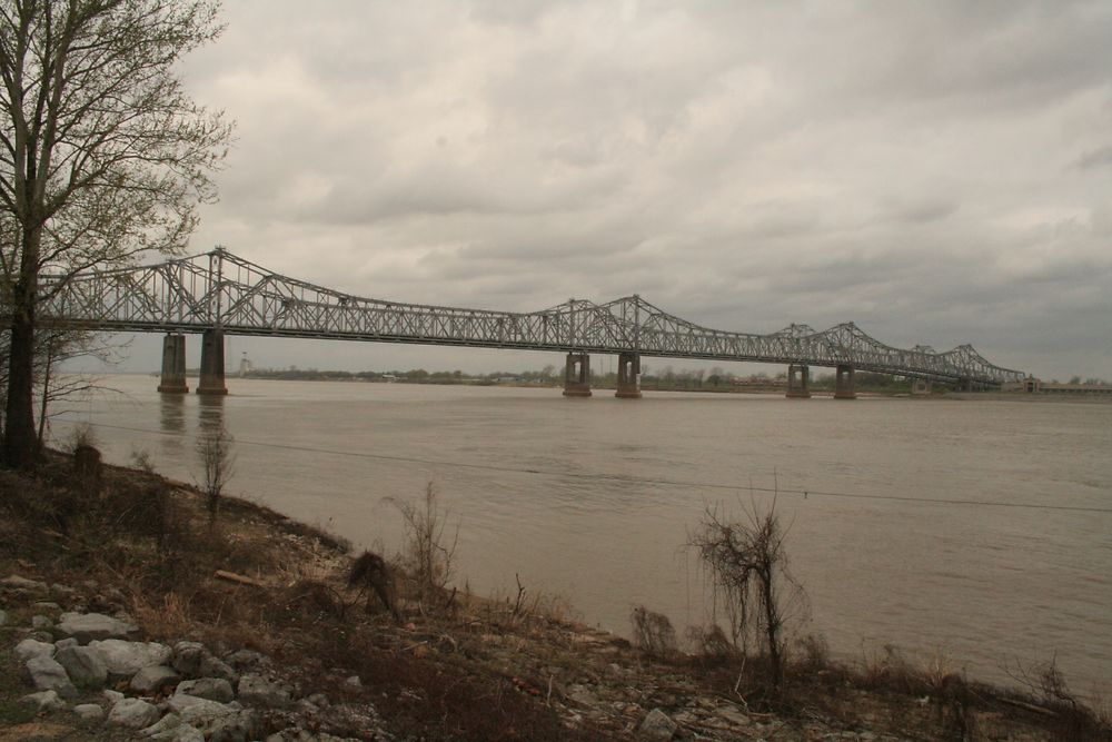 Pont sur le Mississippi