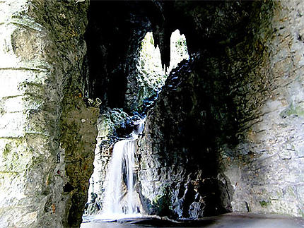 La cascade des Buttes-Chaumont