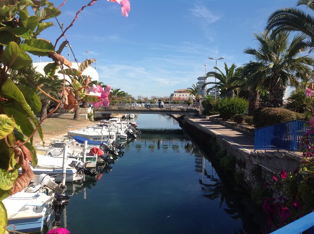 Canal à Palavas les Flots