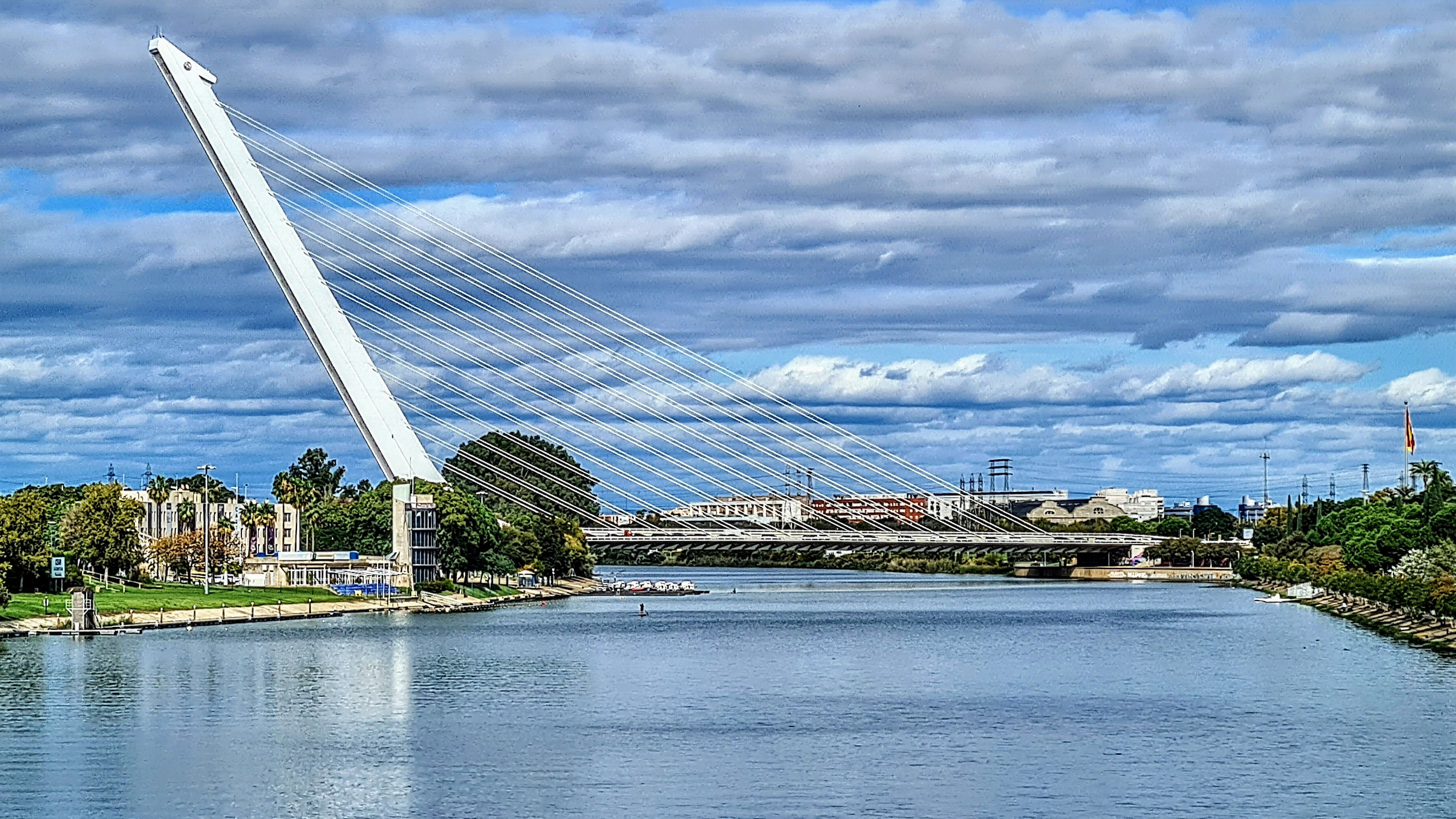 Pont de la dernière exposition universelle Séville