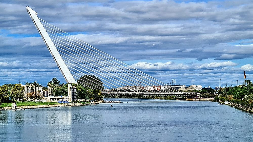 Pont de la dernière exposition universelle Séville