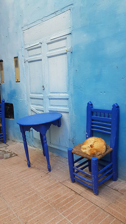 La chaise bleue d'Essaouira
