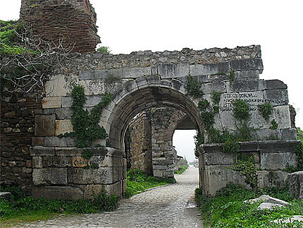 Porte romaine