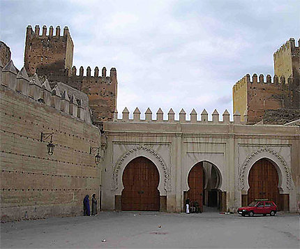 Remparts et portes du palais de Fés