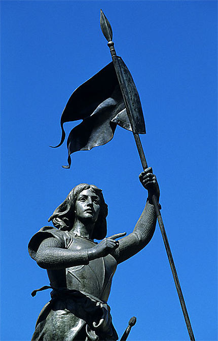 Statue de Jeanne d'Arc, Compiègne