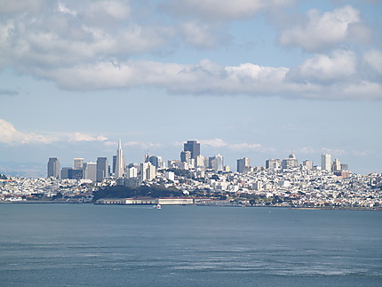 Skyline de San Francisco vue du Golden Gate Bridge