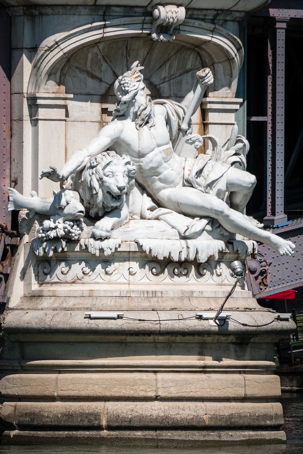 Allégorie du Rhône, Pont Lafayette à Lyon