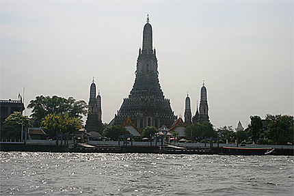 Wat Arun depuis la Chao Praya
