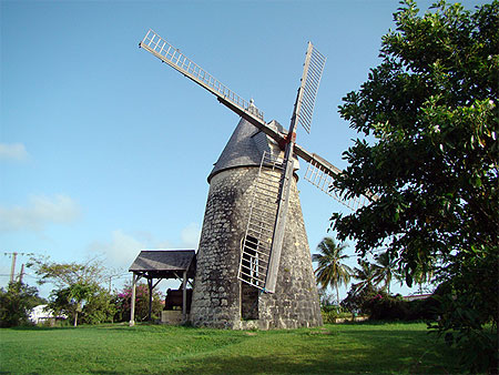 Un moulin à Marie Galante Un moulin à Marie Galante