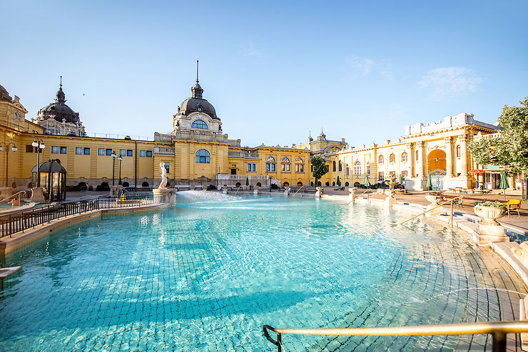 Les bains Széchenyi de Budapest : admirable architecture et bassins à foison