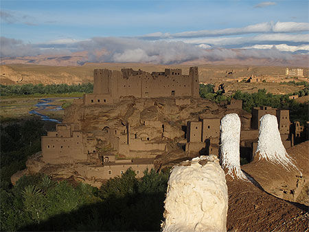 Ruines kasbat de construction en pisé