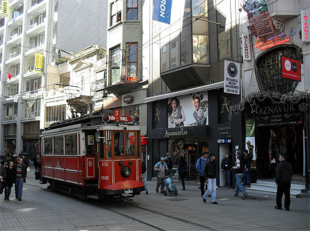 Istiklâl Caddesi Istiklâl Caddesi