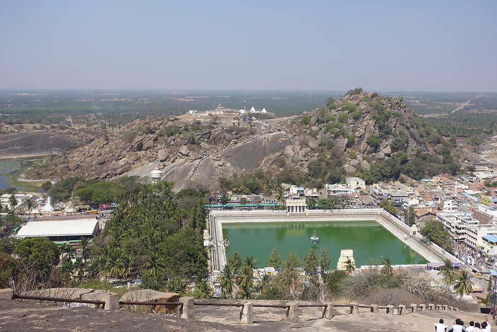 Statue de Bahubali