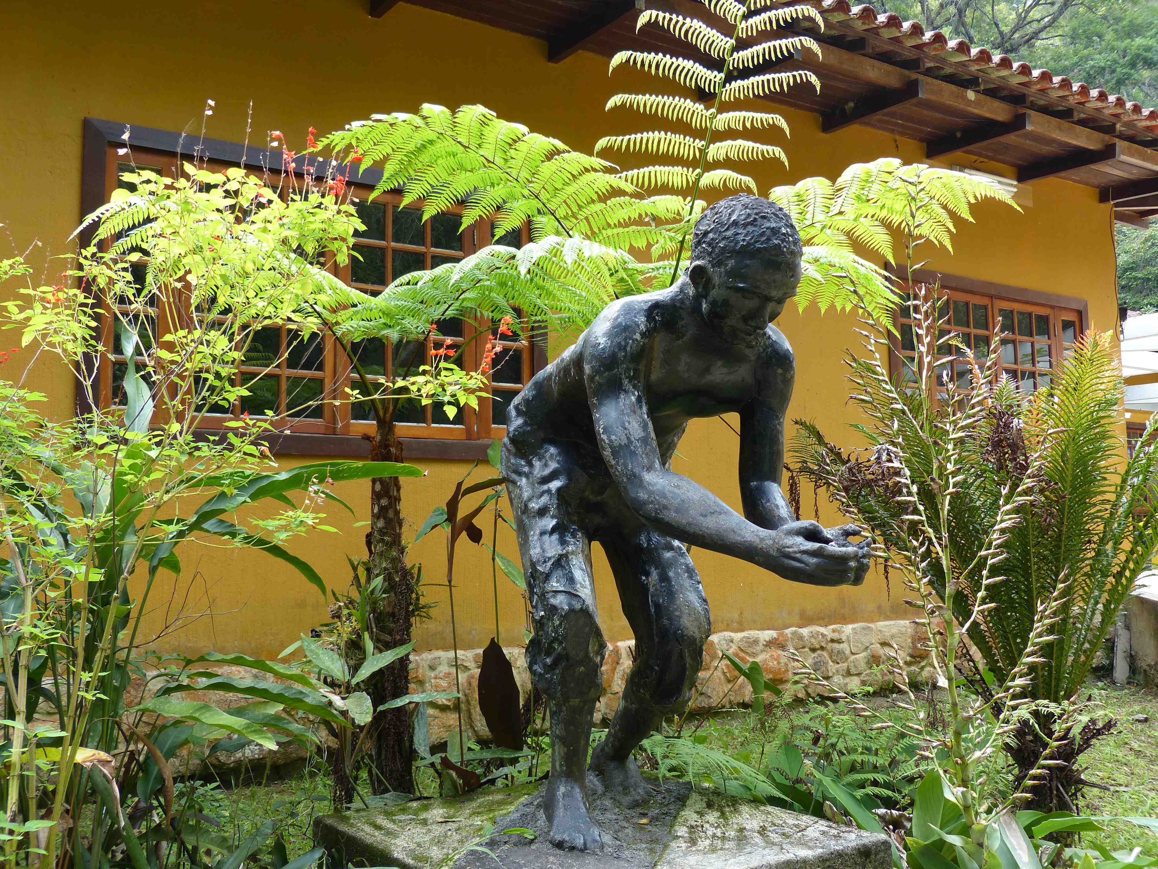 Statue d'esclave - Parc National de Tijuca Statue d'esclave - Parc National de Tijuca