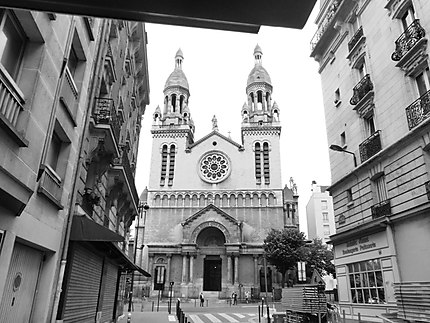 Église Sainte-Anne de la Butte-aux-Cailles