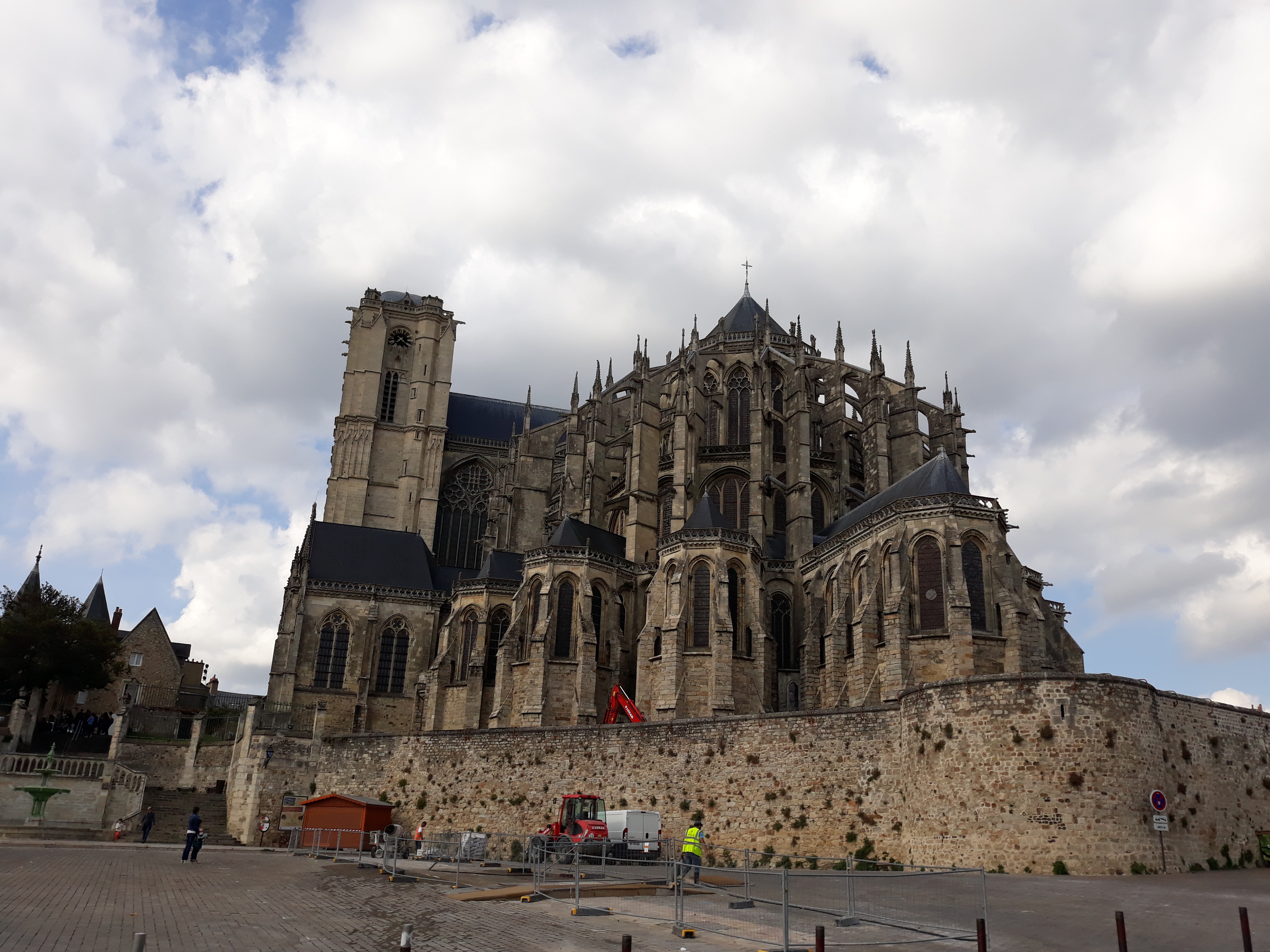 Cathédrale st Julien Cathédrale st Julien