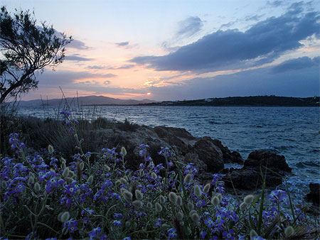Couché de soleil sur Alyki Couché de soleil sur Alyki